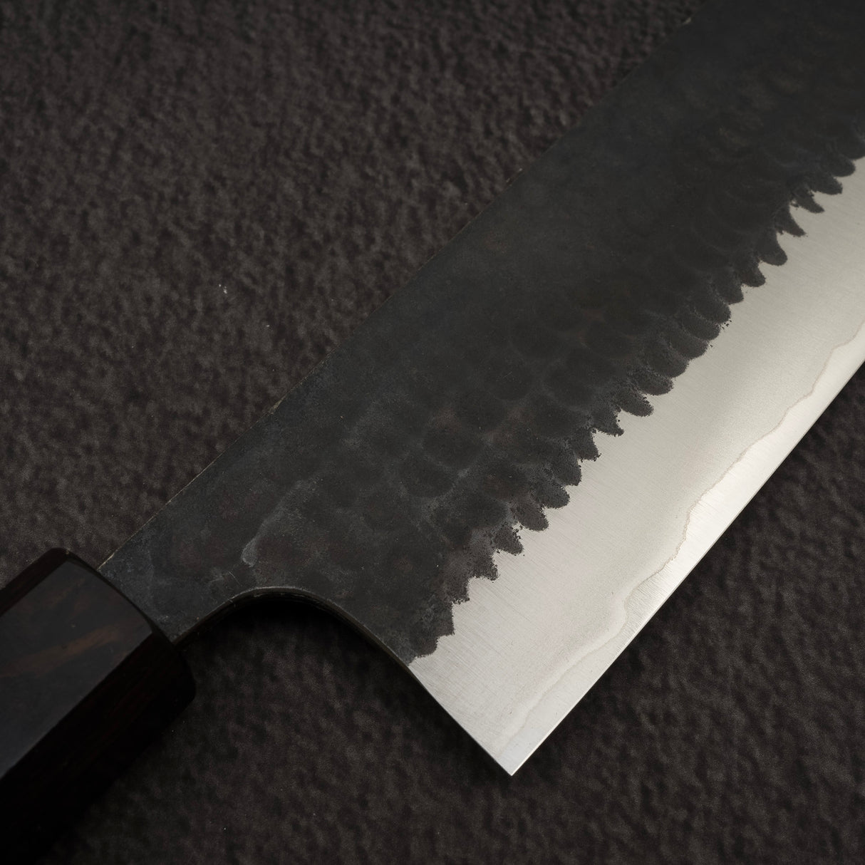 安立青紙超級槌目黑打菜刀165mm 黑檀柄