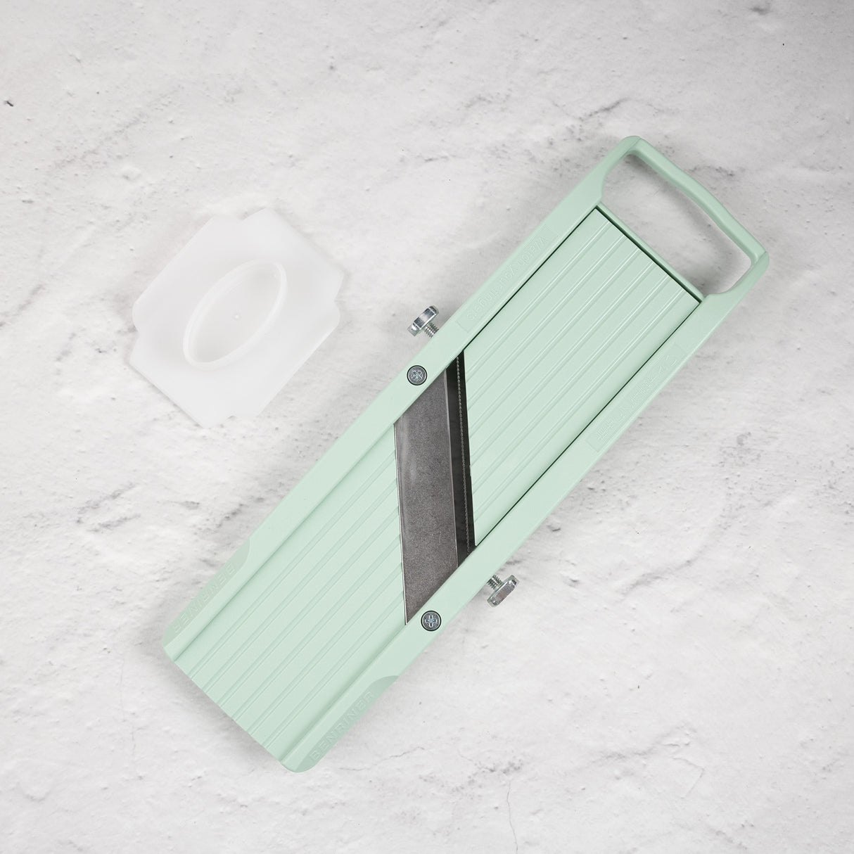 Benriner Classic Vegetable Slicer Japanese Mandoline Green