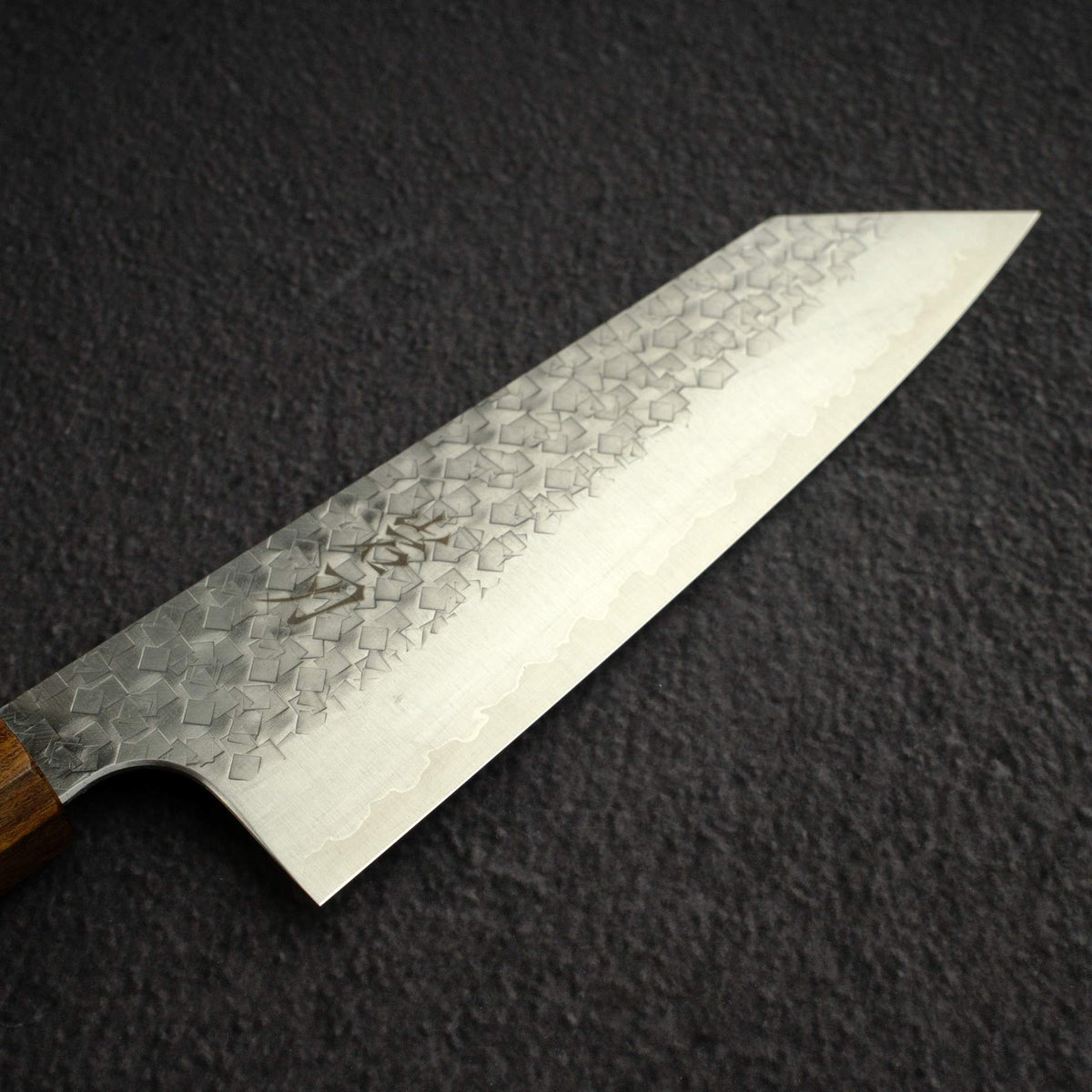Knives and Stones 岩刃社 Arare SG2 文化刀 170mm 甲鐵刃物作 搭配黑色 Chacate 柄