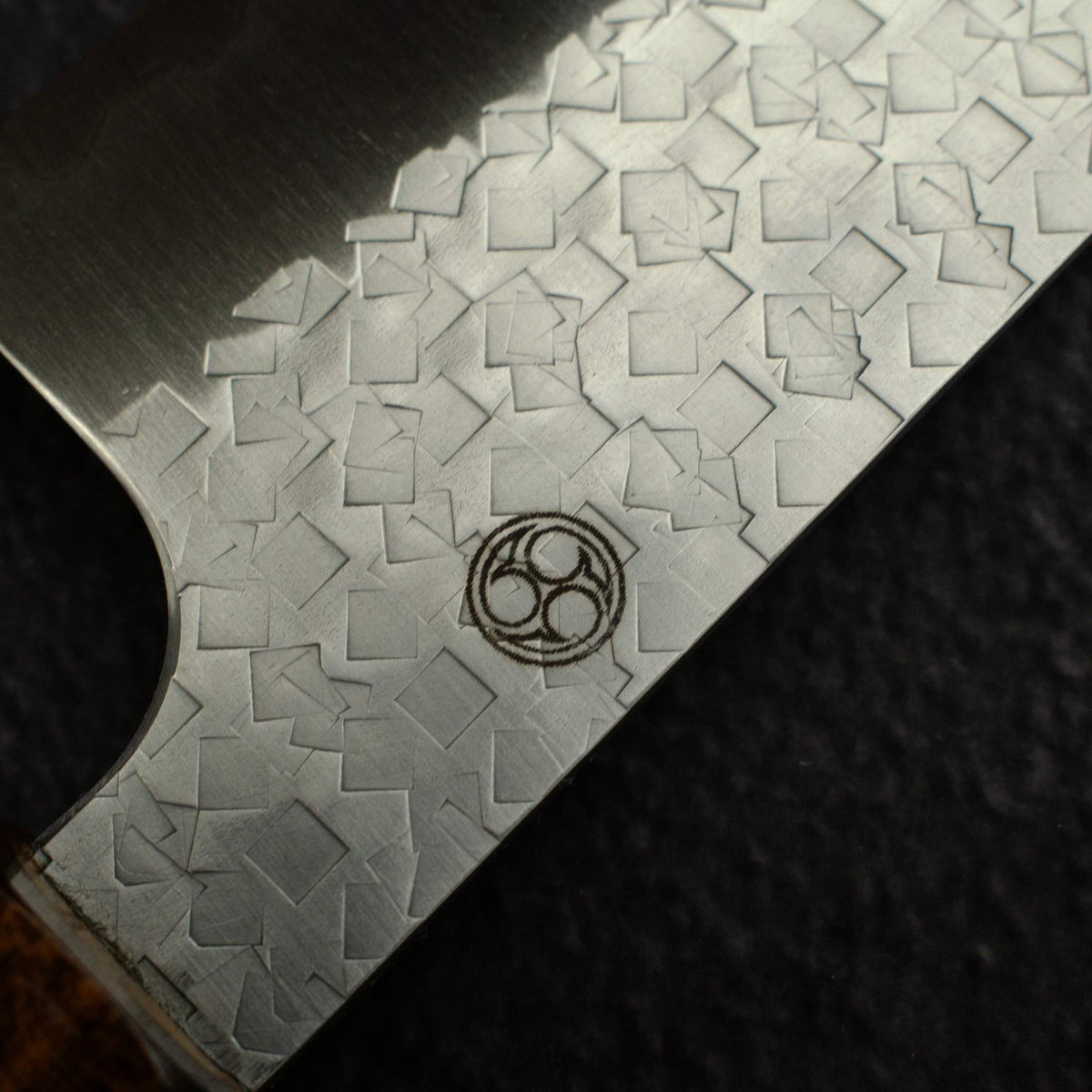 Knives and Stones 岩刃社 Arare SG2 文化刀 170mm 甲鐵刃物作 搭配黑色 Chacate 柄