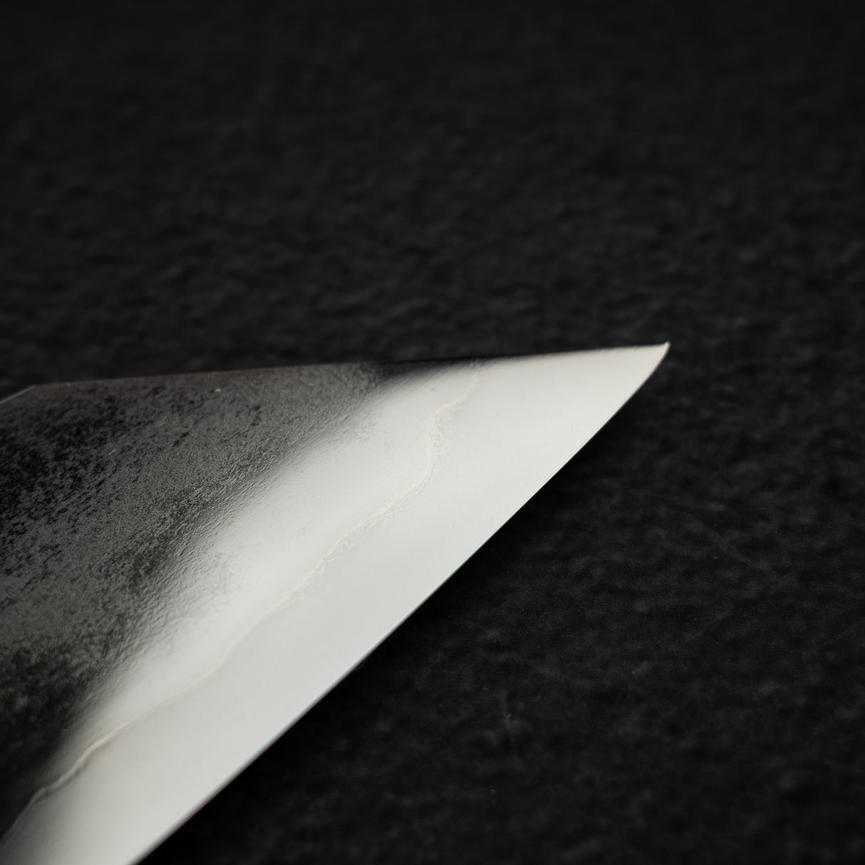 鐵人作 Ginsan Tanryusen(金屬流紋)K 型尖 Gyuto 240mm