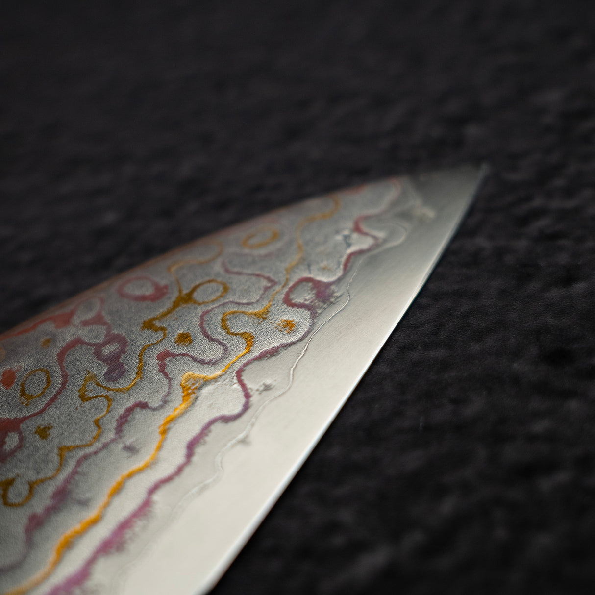 初心孔雀 V-Toku-2 牛刀 210mm 彩虹大馬士革紋 紫色