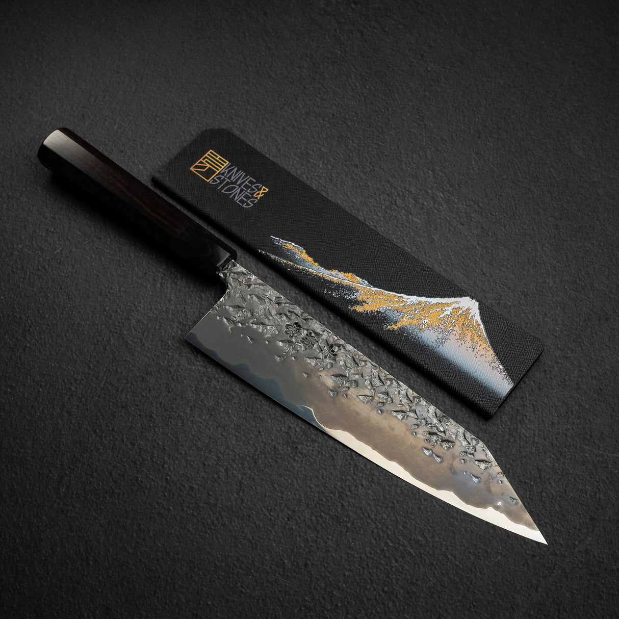 貴輔 x 新國 ATS34 切付 牛刀 鎚目 鏡面 霞 240mm w 刀套