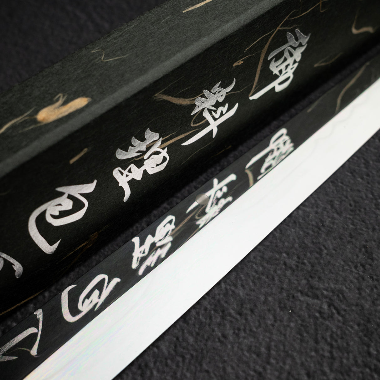 Exotic: Yoshikazu Ikeda White #1 Mizu-Honyaki Sakimaru Takohiki 330mm Fujisan Hamon