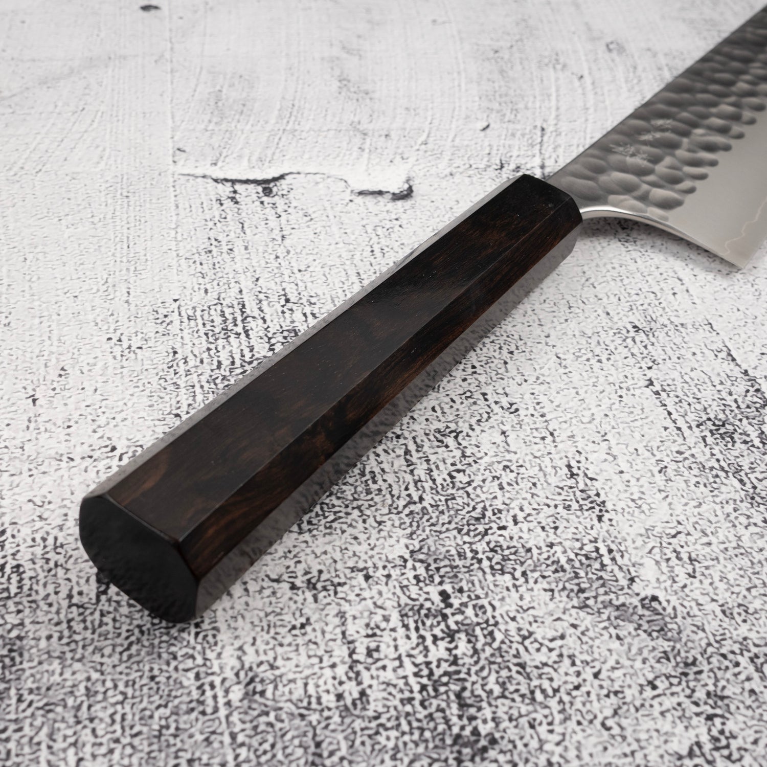 加藤義實鍛造銀三槌目牛刀 240mm