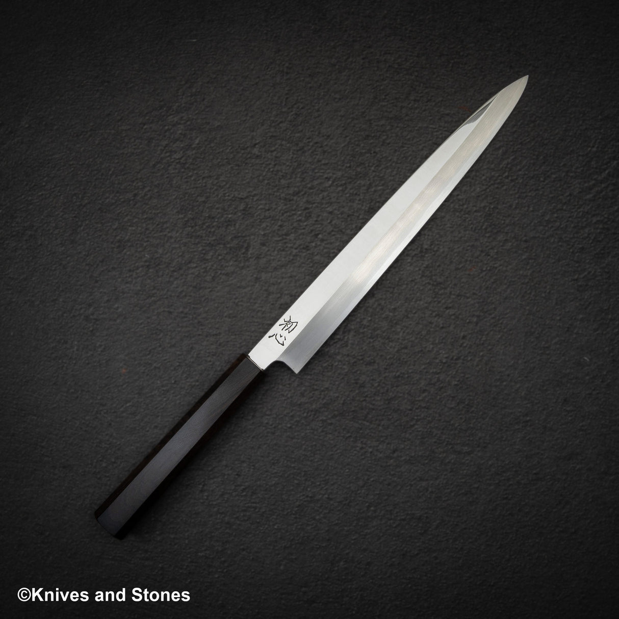 Hatsukokoro FAXR2 粉末鋼柳葉刀 270mm 鏡面拋光黑檀木