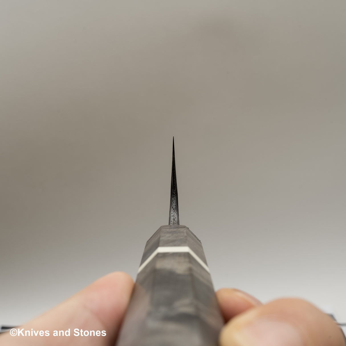 Hatsukokoro Itadaki Blue2 & White2 雙核大馬士革Tcushime K-tip Gyuto 240毫米樺木手柄