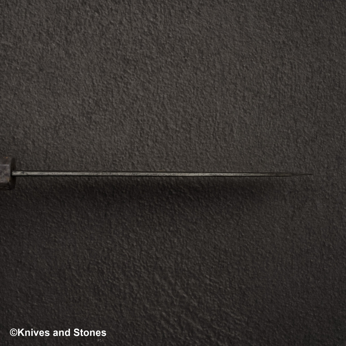 Hatsukokoro Itadaki Blue2 & White2 Dual Core Damasccus Tsushime Santoku 180 mm with Saya