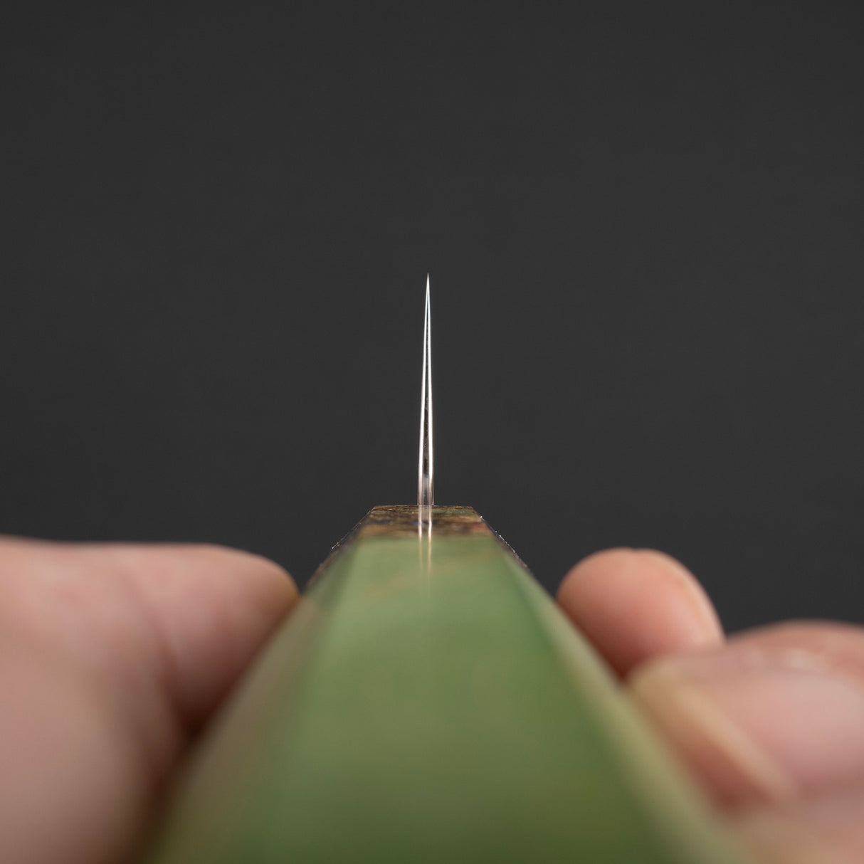 Hatsukokoro Kujaku V-Toku-2 Gyuto 210mm Rainbow Damascus Finish Green