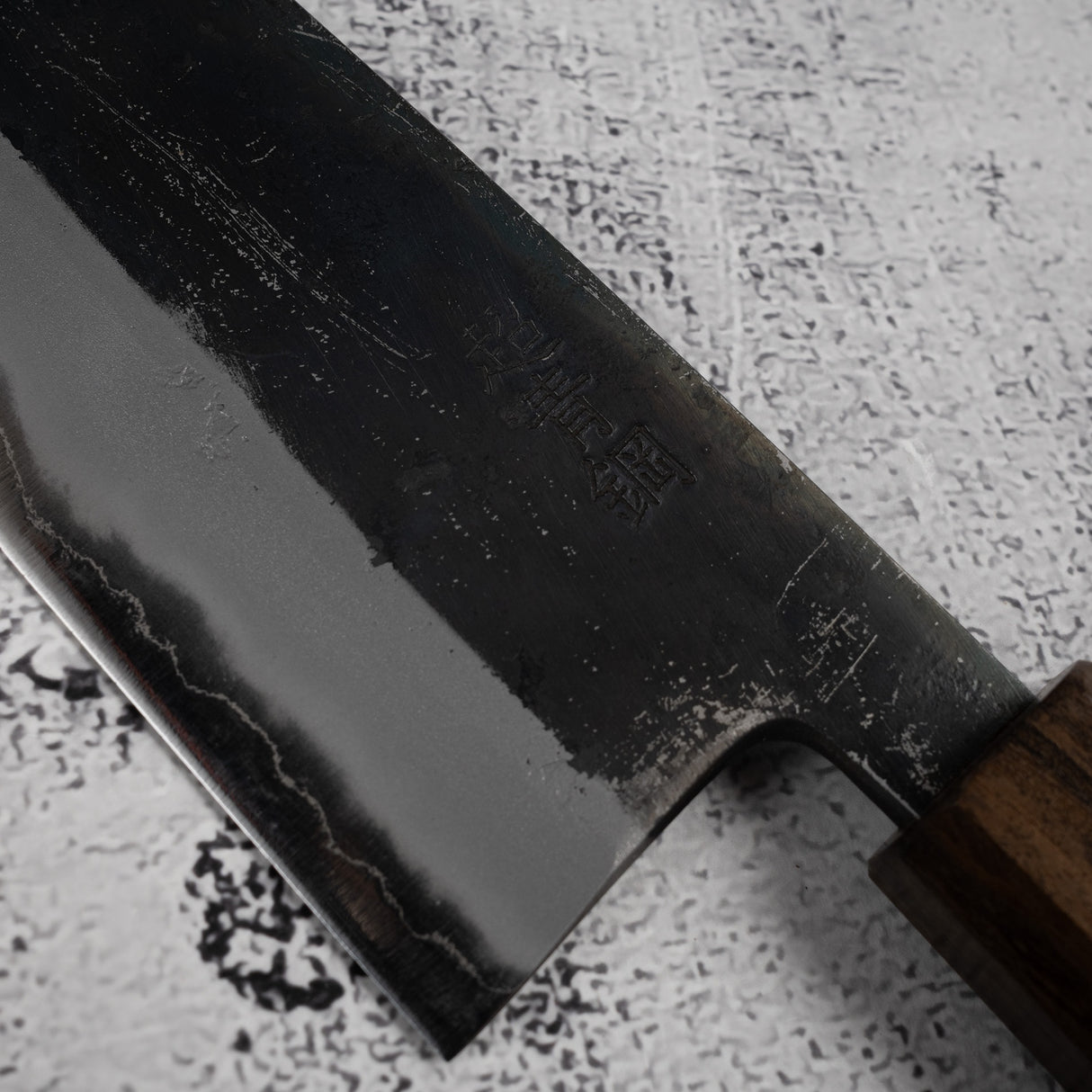 黑崎本急 AS KU Gyuto 210mm Kurouchi by Hatsukokoro Black Chacate