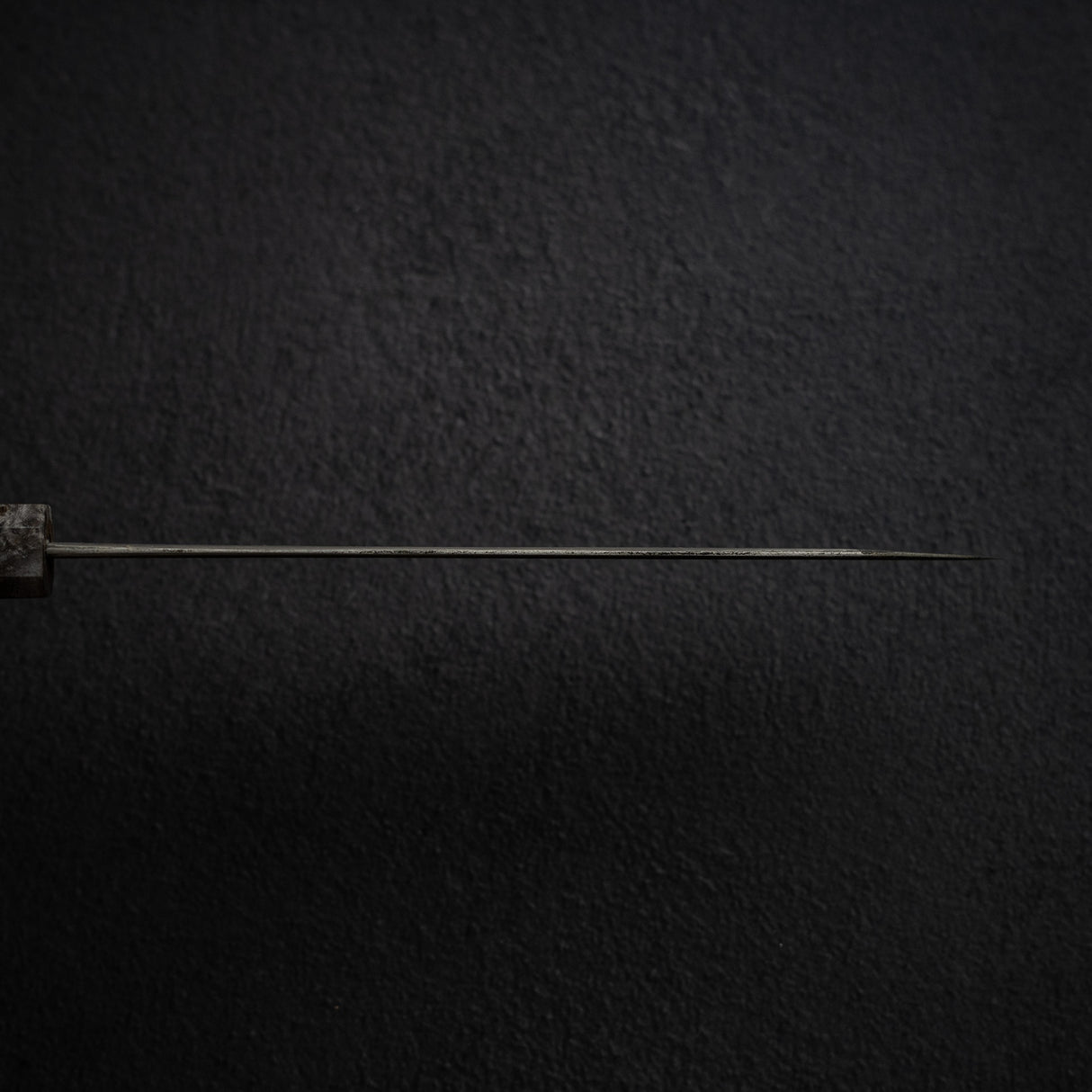 初心 x 二唐 Yorokobi 全拋光 SLD K-tip 牛刀 210mm 黑大馬士革 樺木