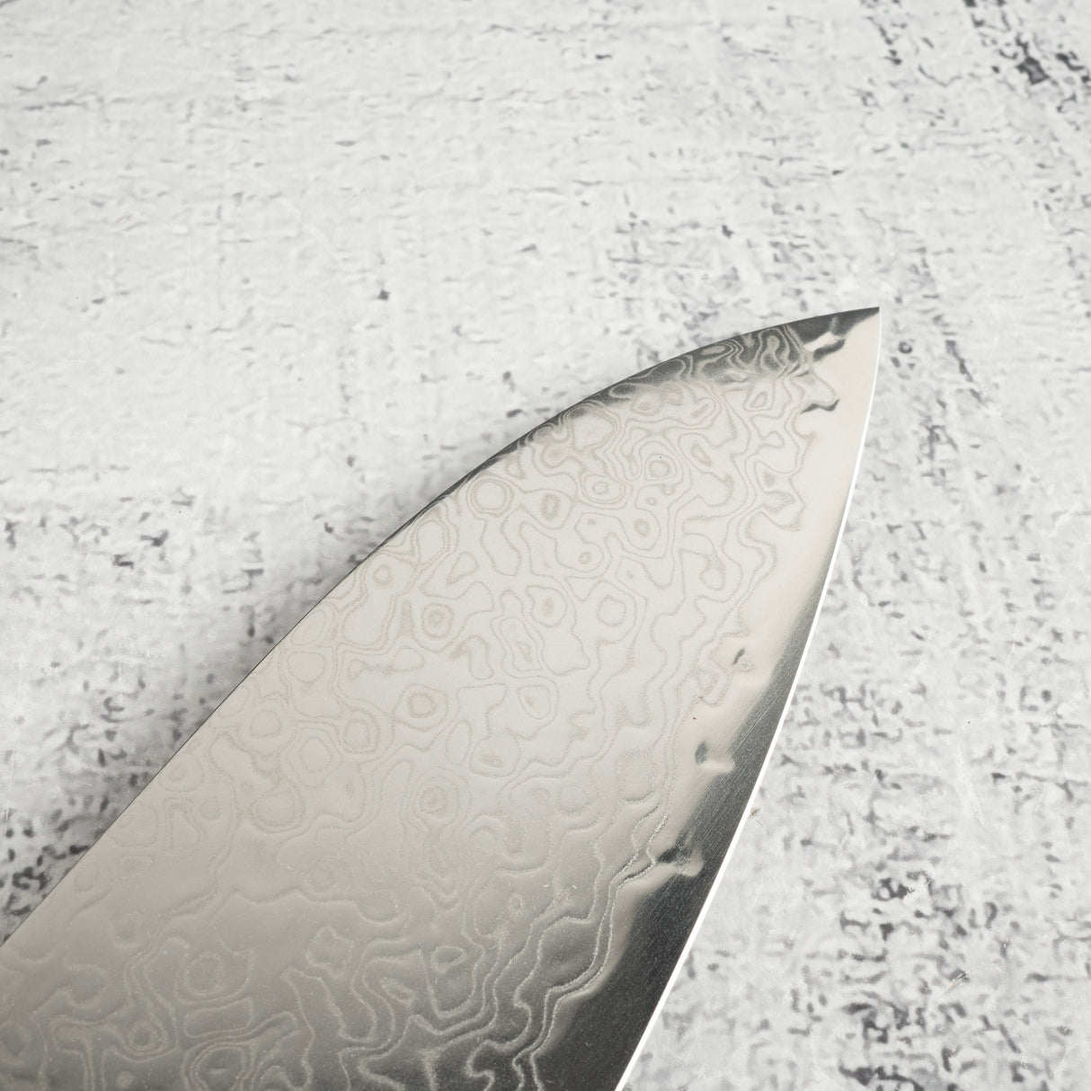 Hatsukokoro Ryuhyo SG2 Damascus Santoku 180mm