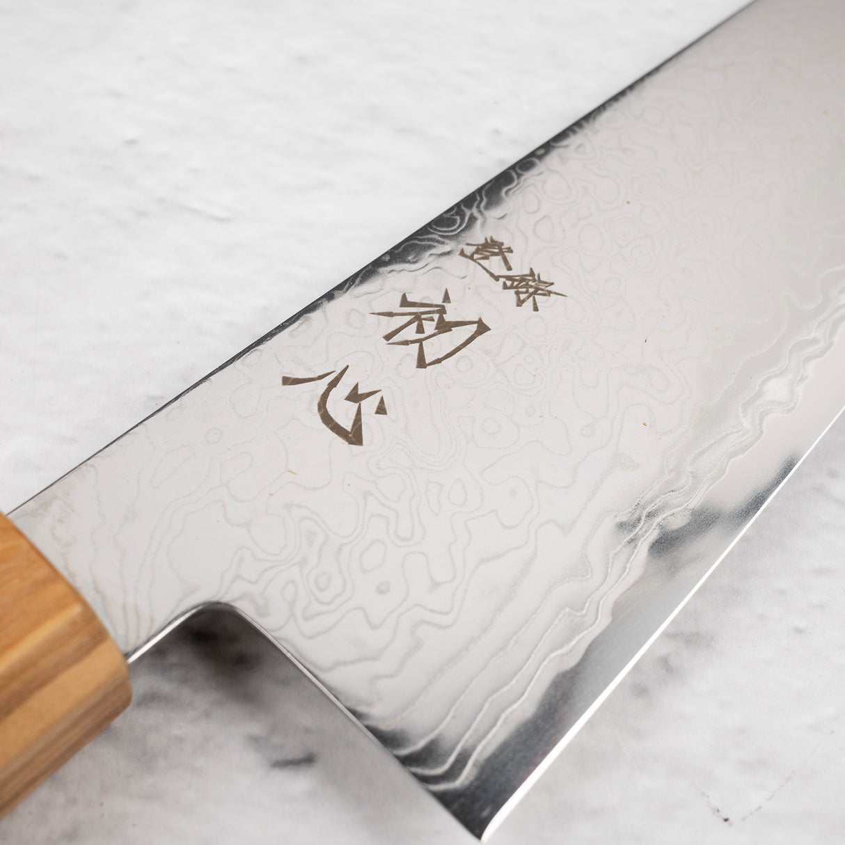 Hatsukokoro Ryuhyo SG2 Damascus Santoku 180mm Saya Included, Olivewood Handle