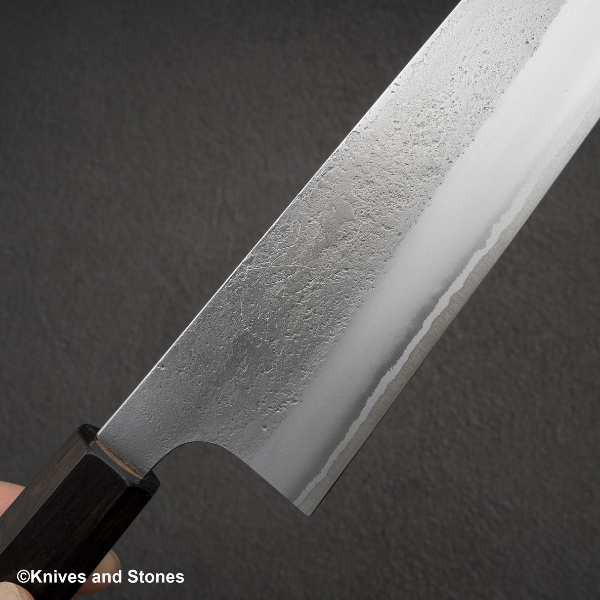 初心 x Yoshikane White 2 Nashiji Gyuto 240mm 不鏽鋼包層