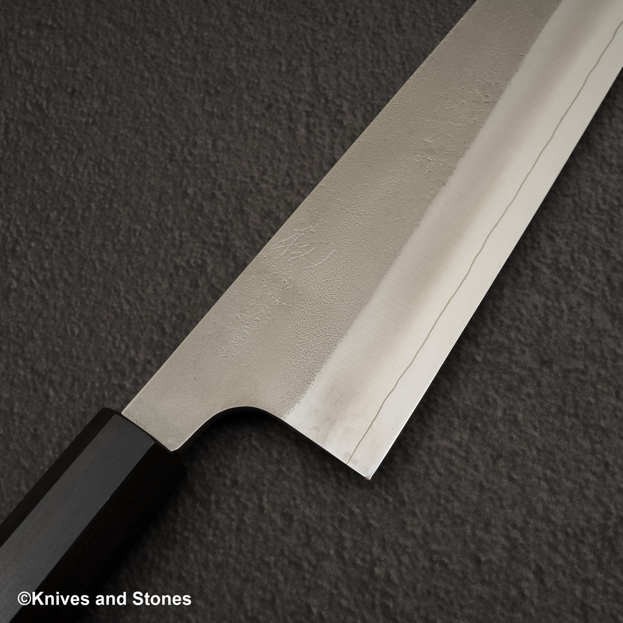 Hatsukokoro x Yoshikane SKD Nashiji Gyuto 240毫米加高,帶磁力保護裝置