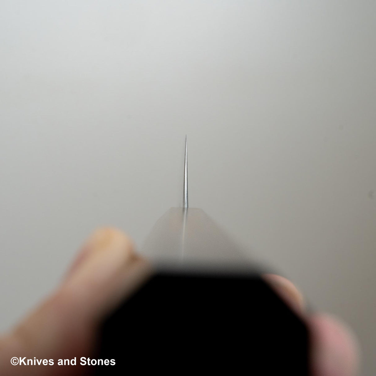 初心隼青神 Super Migaki Santoku 180mm 黑色 Chacate