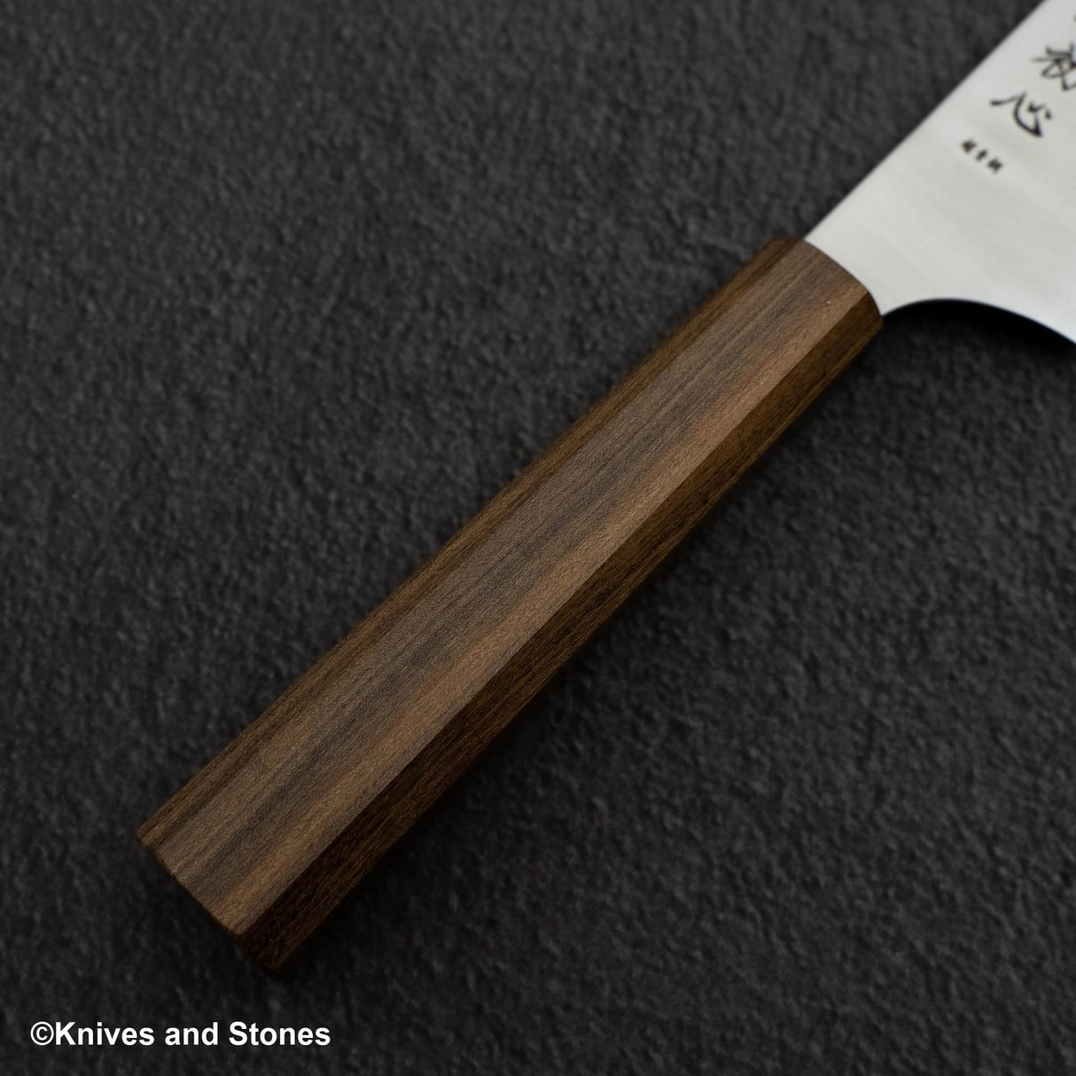 初心隼青神 Super Migaki Santoku 180mm 黑色 Chacate