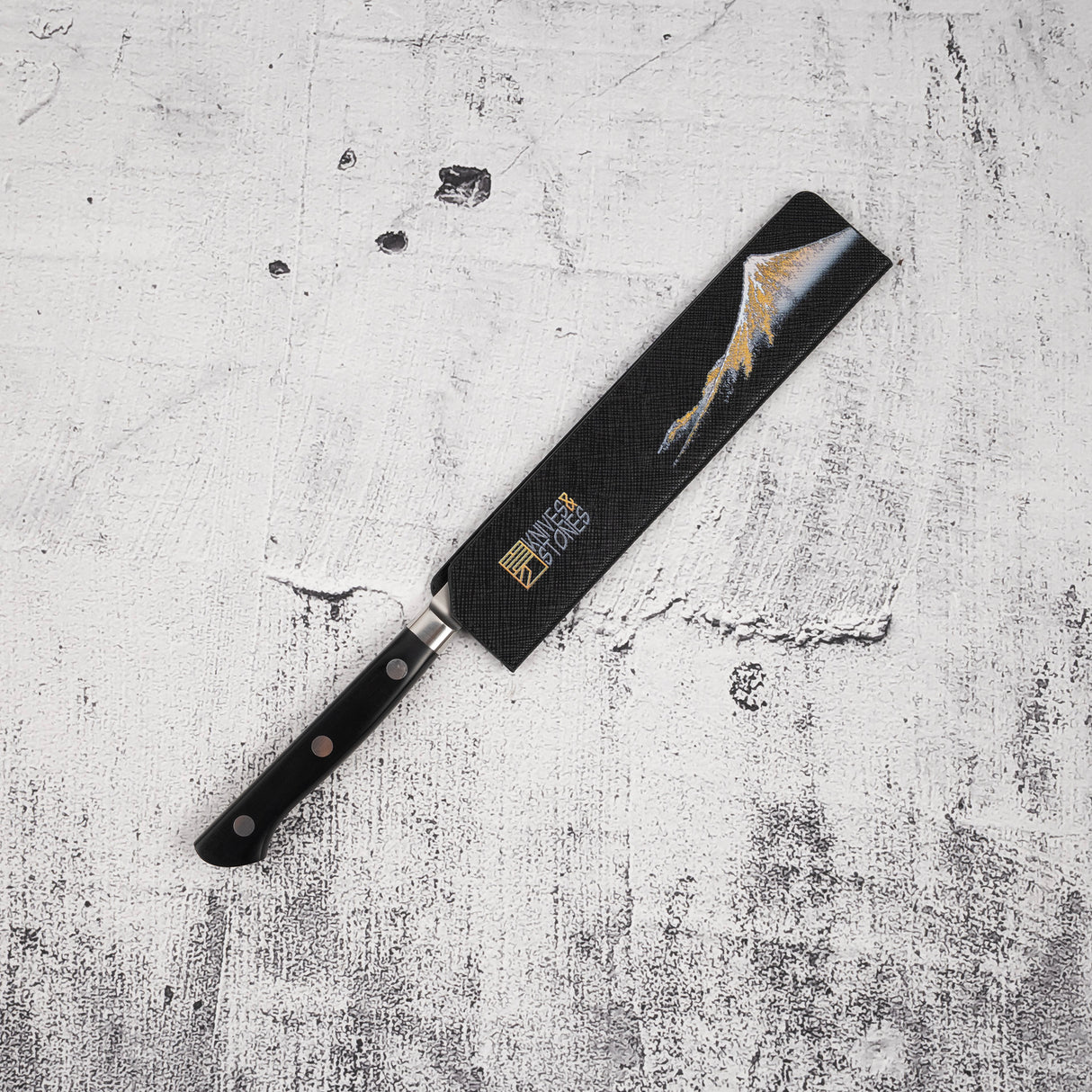 磁性刀護套,刀刃長度可達 17 厘米