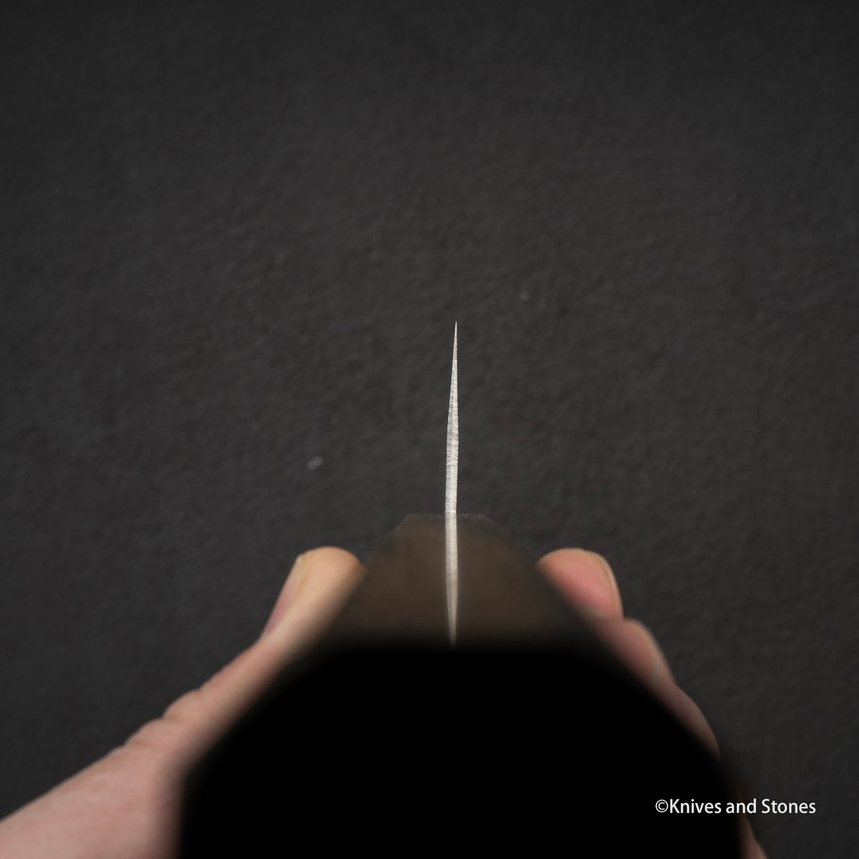 Masutani VG1 Tsuchime Santoku 180mm 黑色 Chacate 手柄