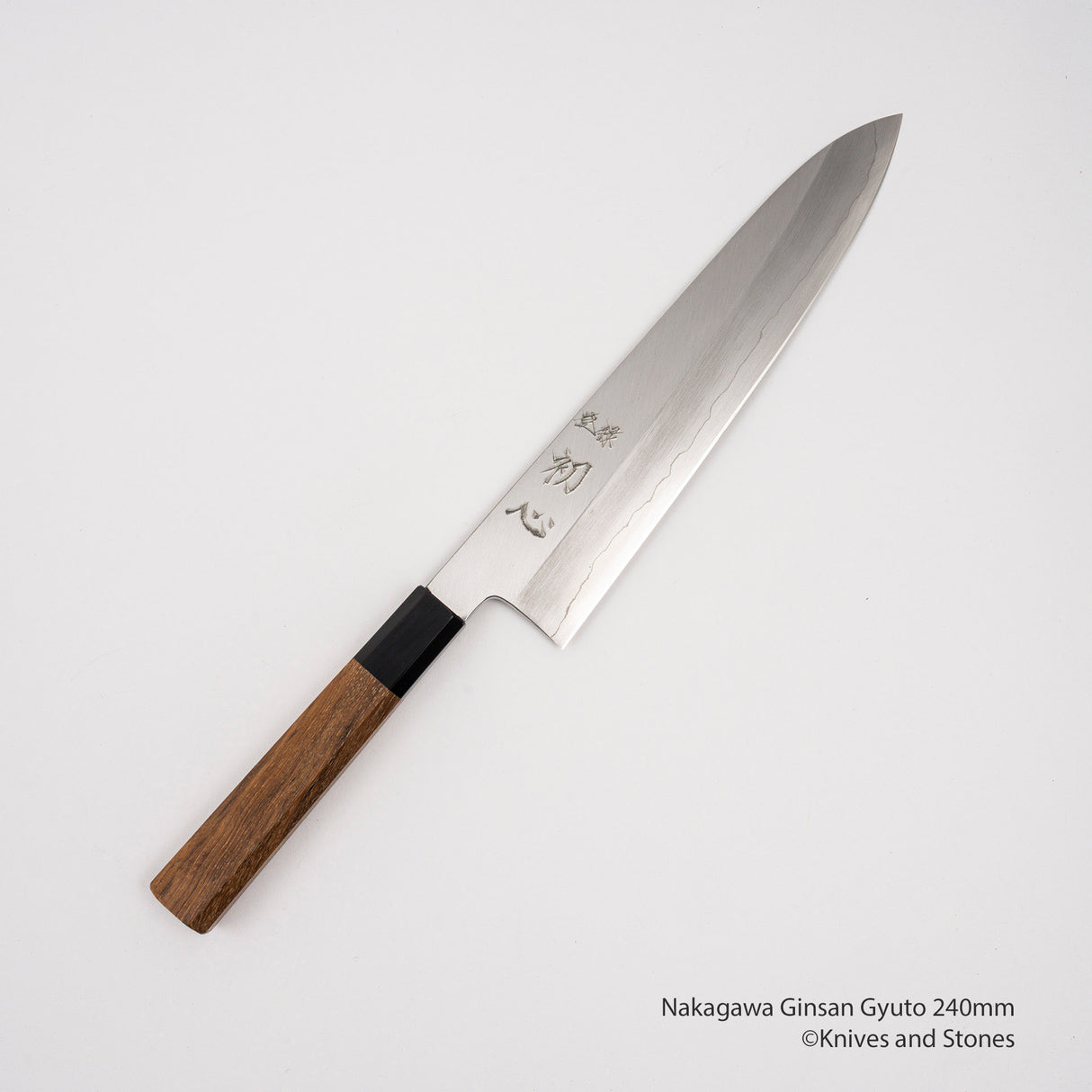 Nakagawa Ginsan Kasumi 寬斜角牛刀 180/210/240 毫米