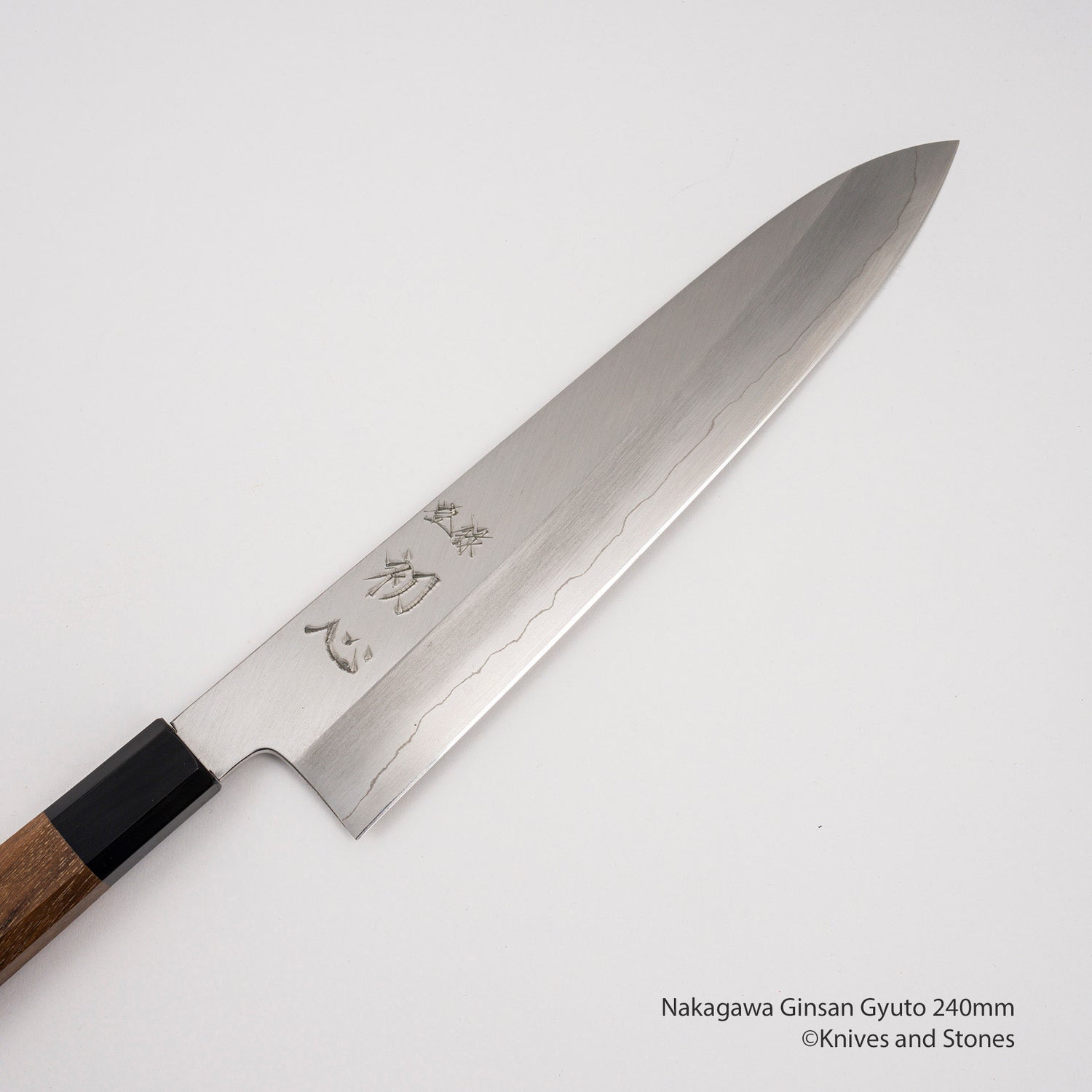 Nakagawa Ginsan Kasumi 寬斜角牛刀 180/210/240 毫米
