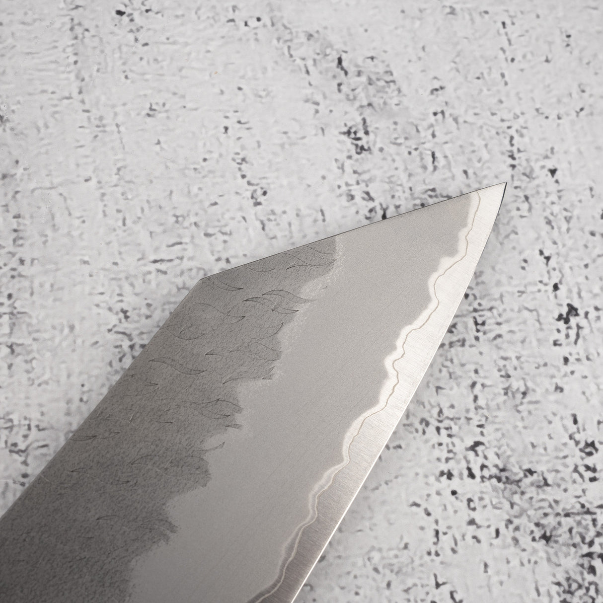 Nigara Aogami(藍色)超級K-tip Gyuto 240mm Tsuchime 黑色Chacate