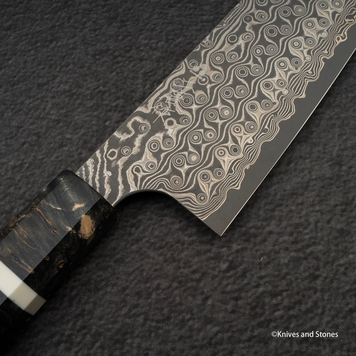 Nigara Anmon (暗紋) SG2 雨滴大馬士革 三德 170mm