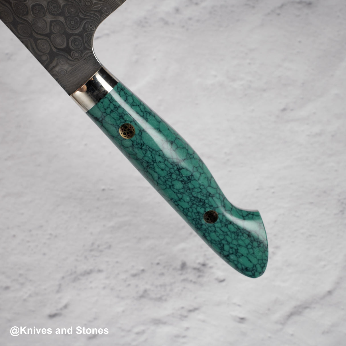 Nigara Anmon (暗紋) SG2 Raindrop Damascus Bunka 180mm Western Green Turquosie