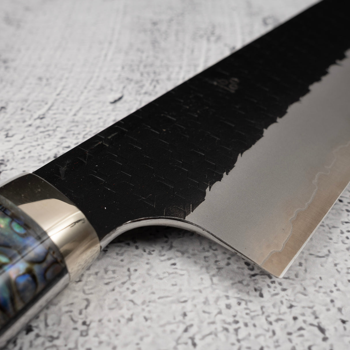 二唐SG2黑打槌目牛刀 240mm 珍珠母手柄