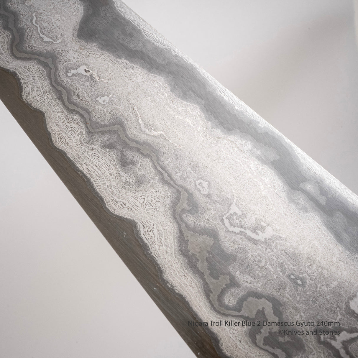 Nigara 巨魔殺手「Onikoroshi」青神 #2 大馬士革 240 mm Gyuto