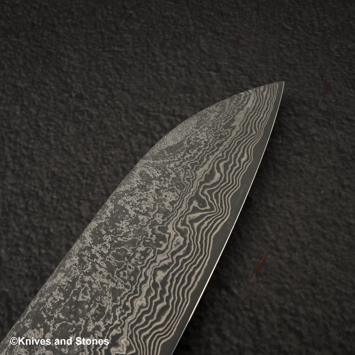 Shiro Kamo Kurokumo SG2 Black Damascus Santoku 170mm Ebony
