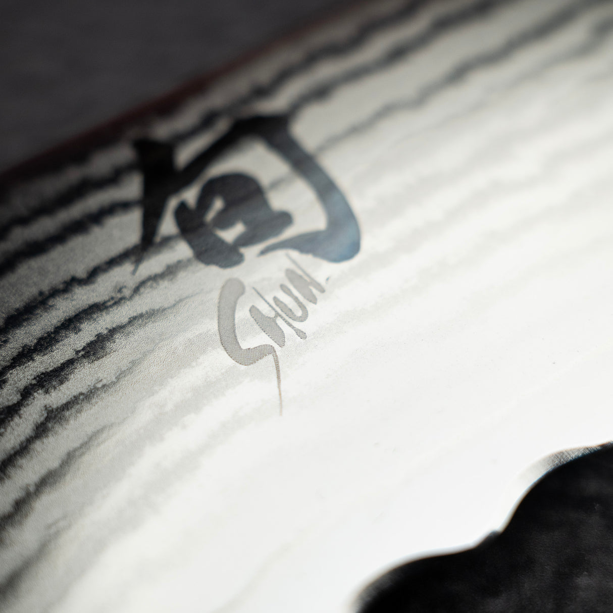 Shun Classic Bread Knife 22cm (9")