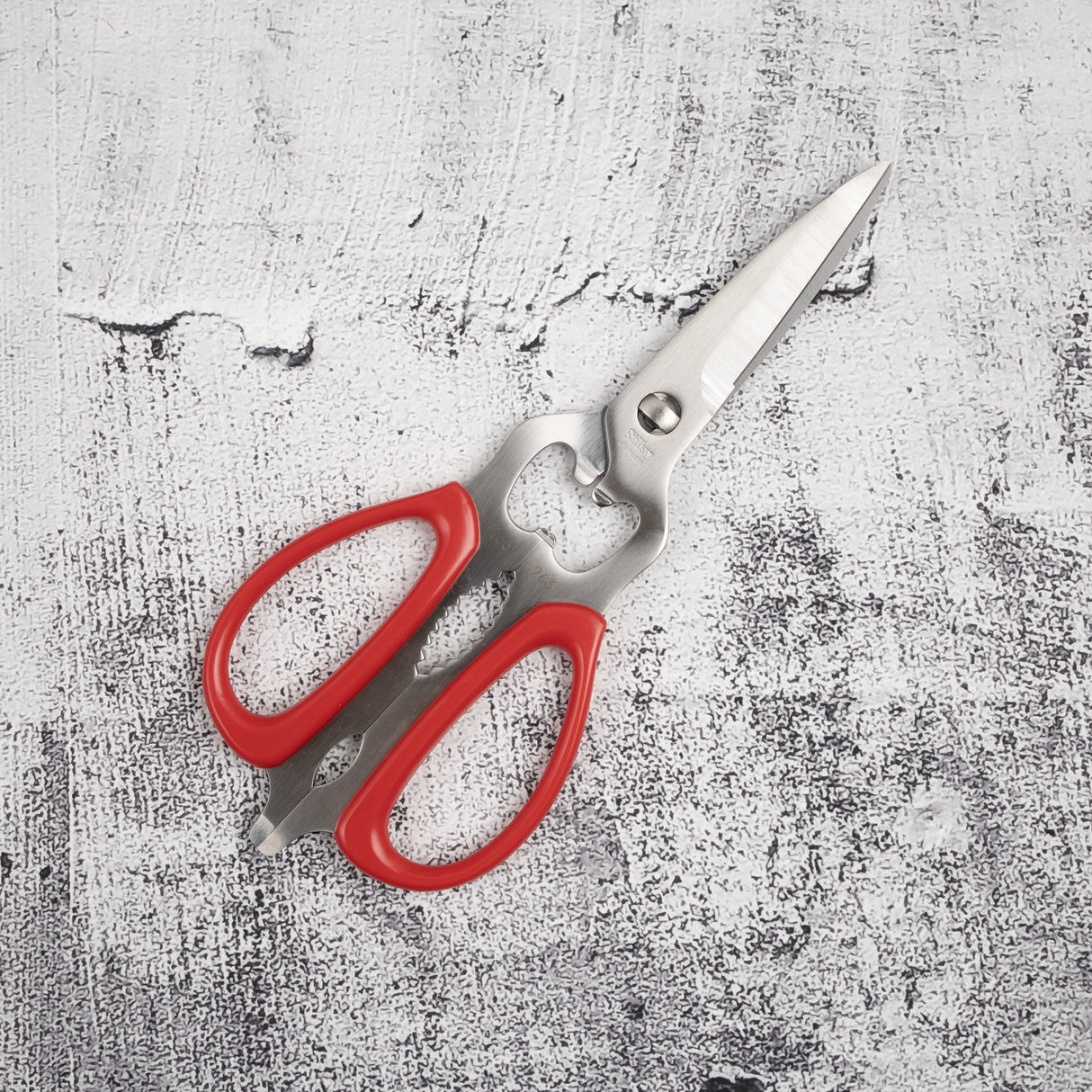 Mcusta 出品的 Silky CHEF-X Pro+ 可分開廚房剪刀