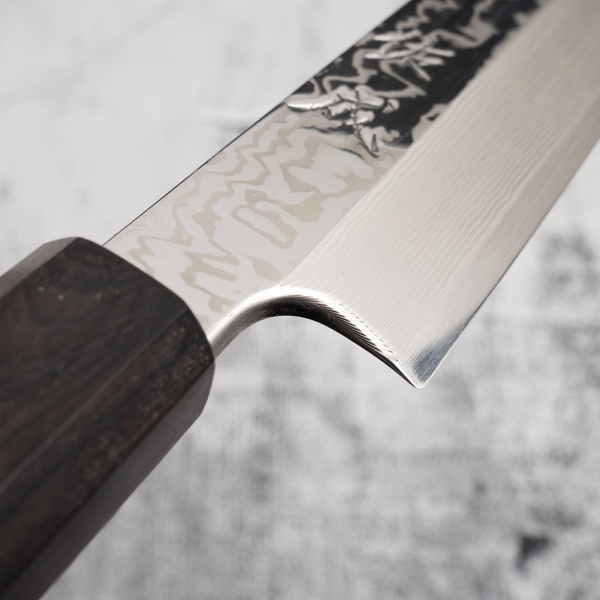 Sukenari SRS-13 大馬士革柳葉 330mm 鏡面拋光與 Saya