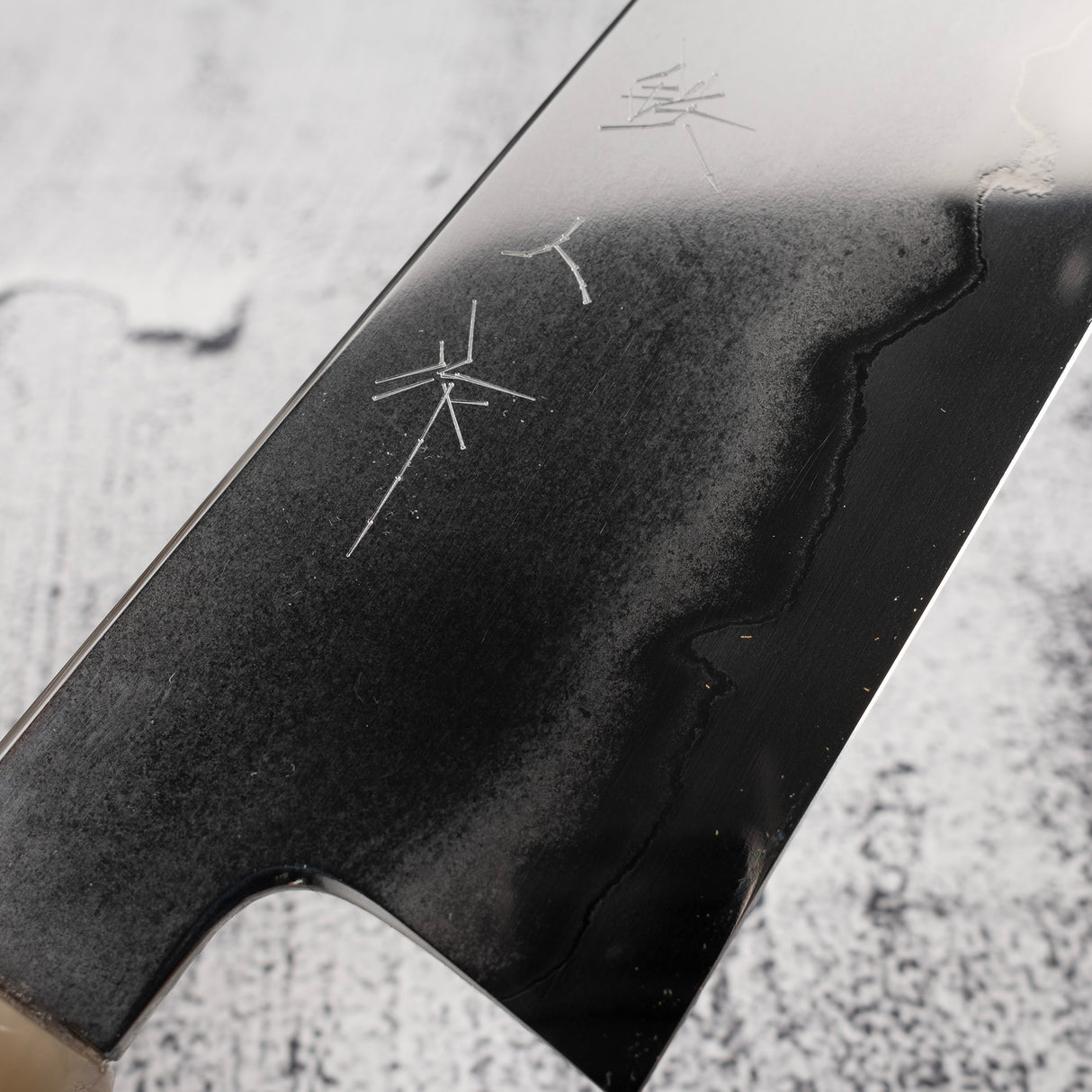 鐵人作銀三丹流線(金屬流)牛刀 210mm