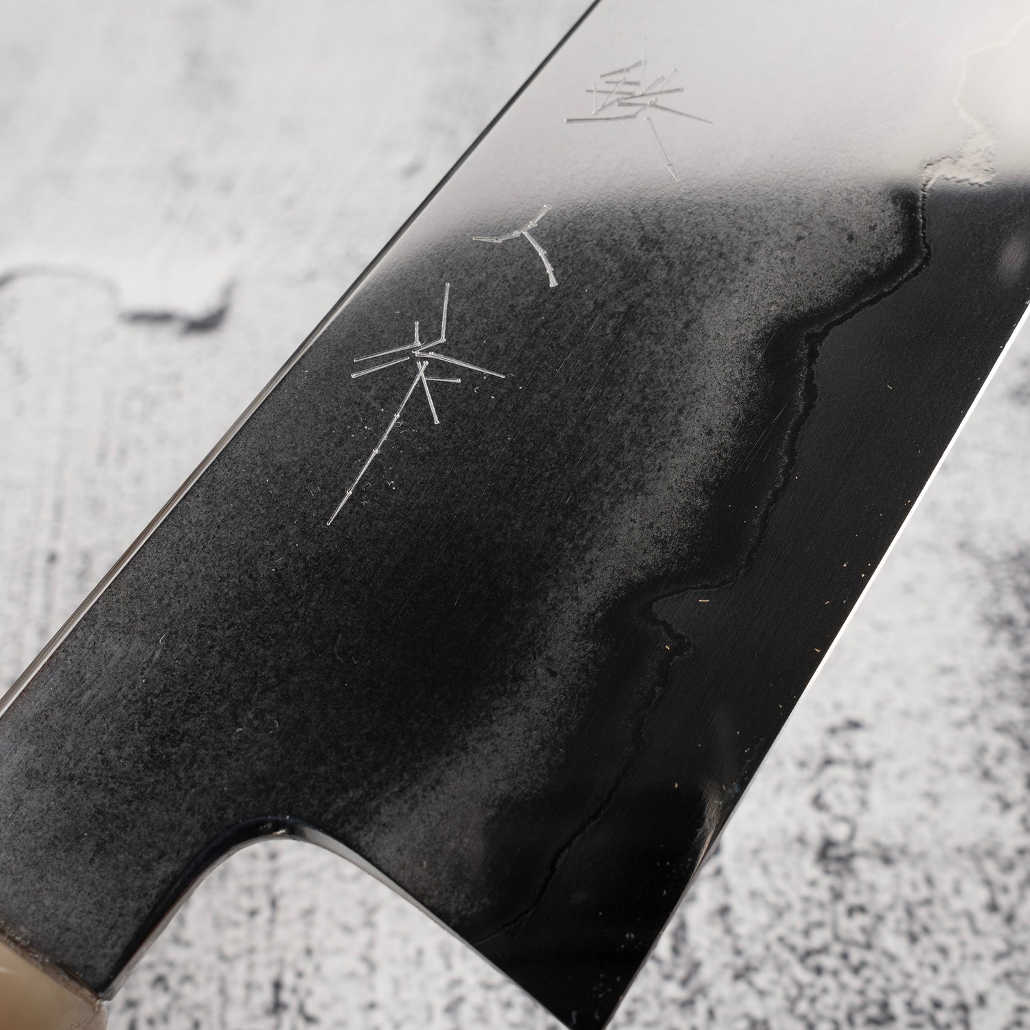 鐵人作銀三丹流線(金屬流)牛刀 210mm