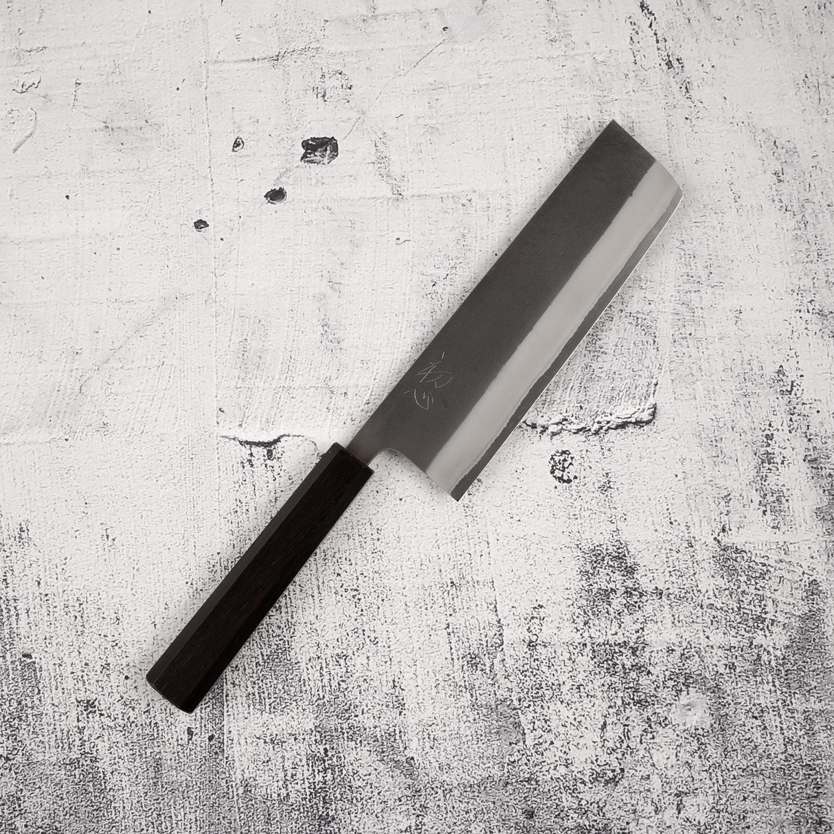 吉金 White 2 KU 梨地菜切 165mm 不鏽鋼夾層 黑檀木柄 by Hatsukokoro