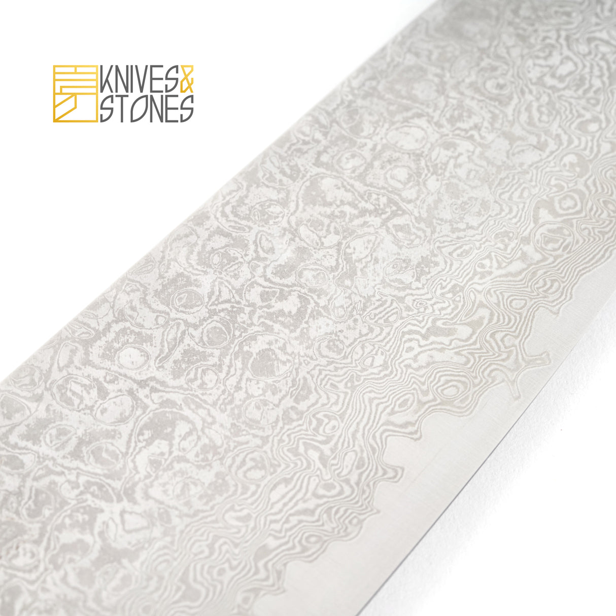 Hatsukokoro Ginsan 大馬士革 Tsuchime Nakiri 170 毫米,柚木手柄,由 Yoshihiro Yauji 設計