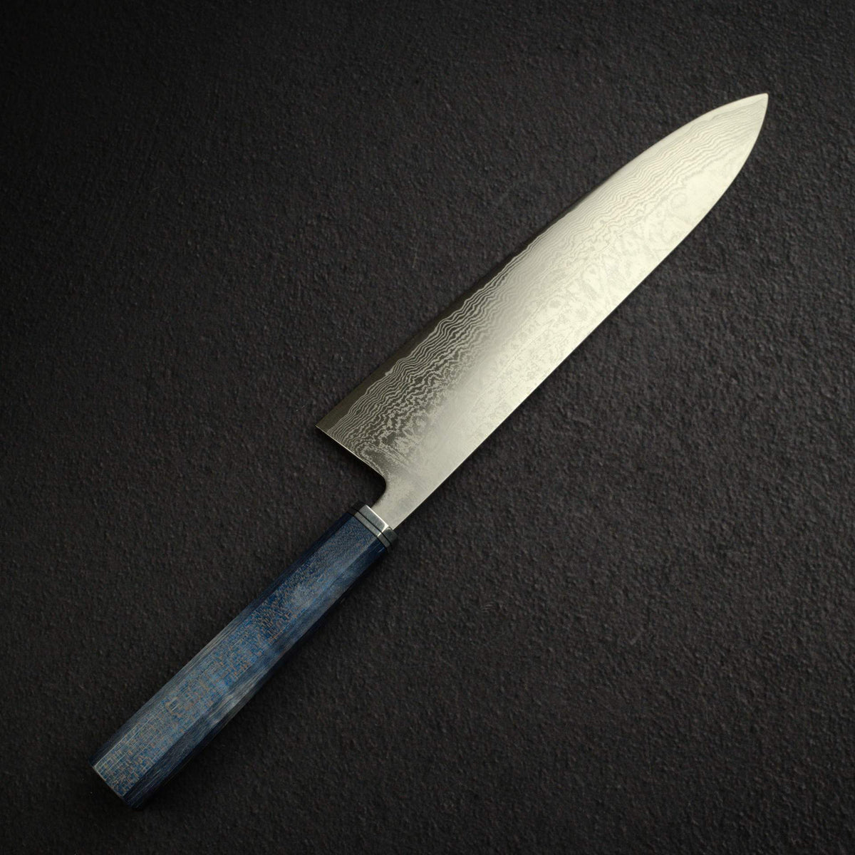 加茂詞朗 墨流 SG2 大馬士革 牛刀 240mm，穩定化捲曲楓木刀柄