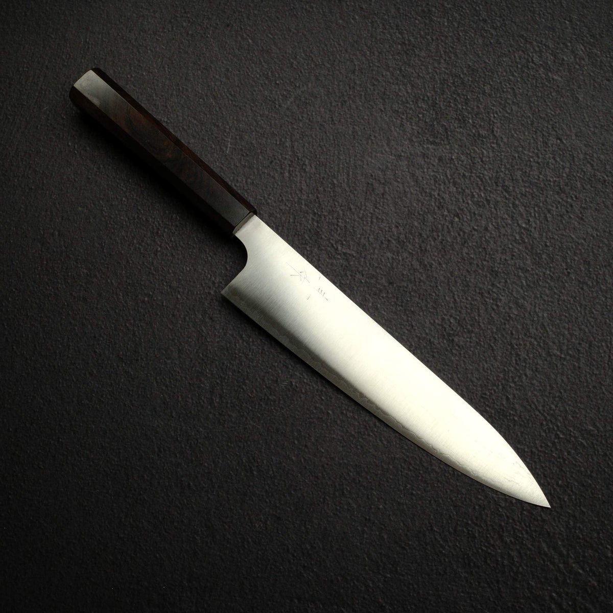 小林圭 SG2 鏡面 牛刀 210mm，黑檀木刀柄