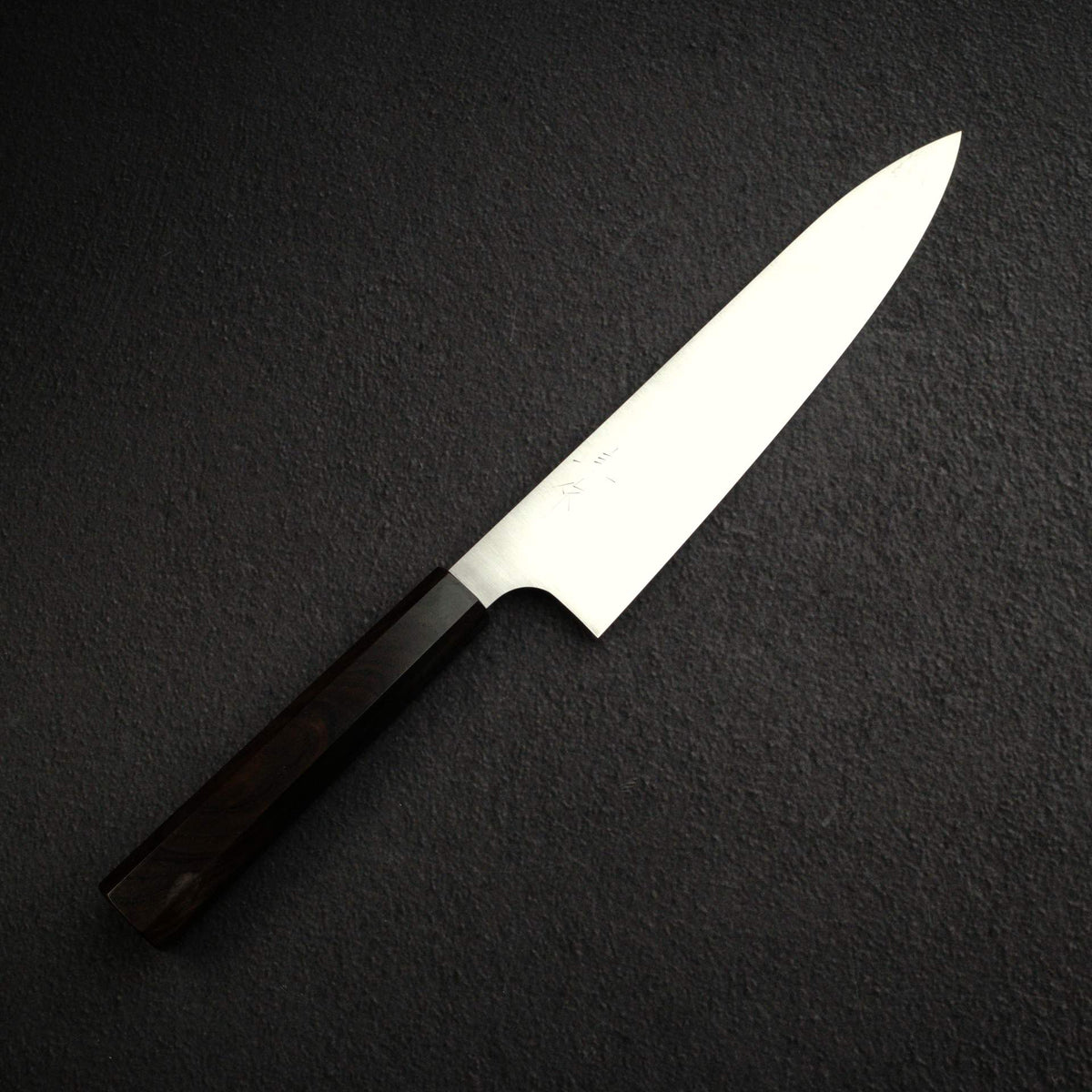 小林圭 SG2 鏡面 牛刀 210mm，黑檀木刀柄