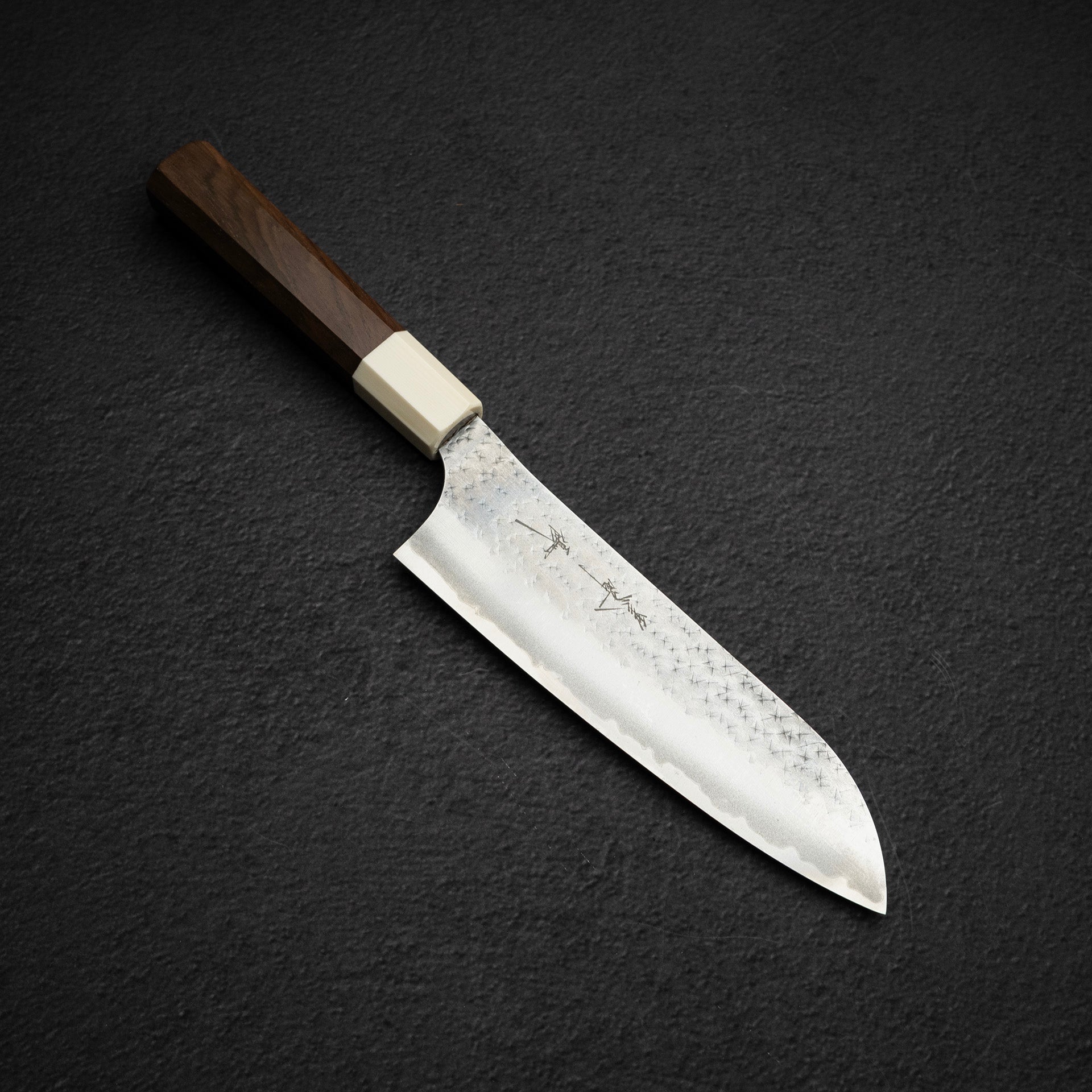 黑﨑打刃物— 武生, Japan | 極致性能，獨特槌目紋。 | SG2鋼、超級青鋼
