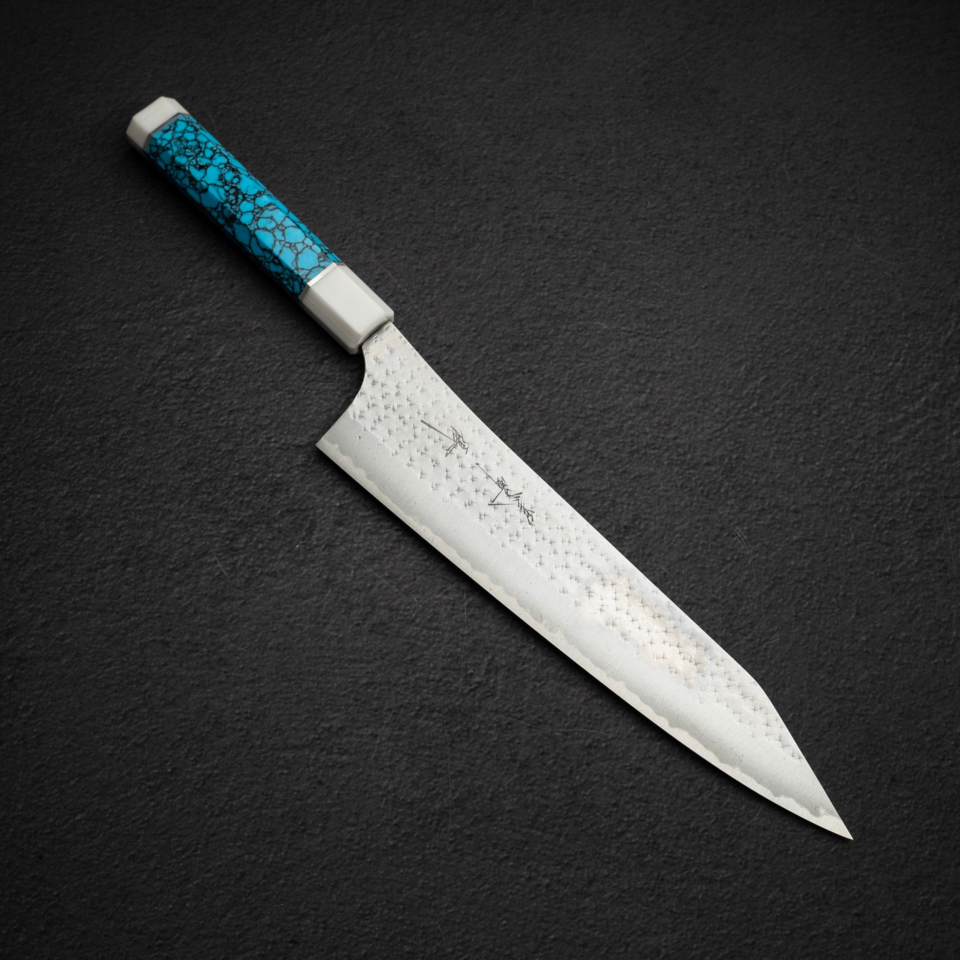 黑﨑打刃物— 武生, Japan | 極致性能，獨特槌目紋。 | SG2鋼、超級青鋼