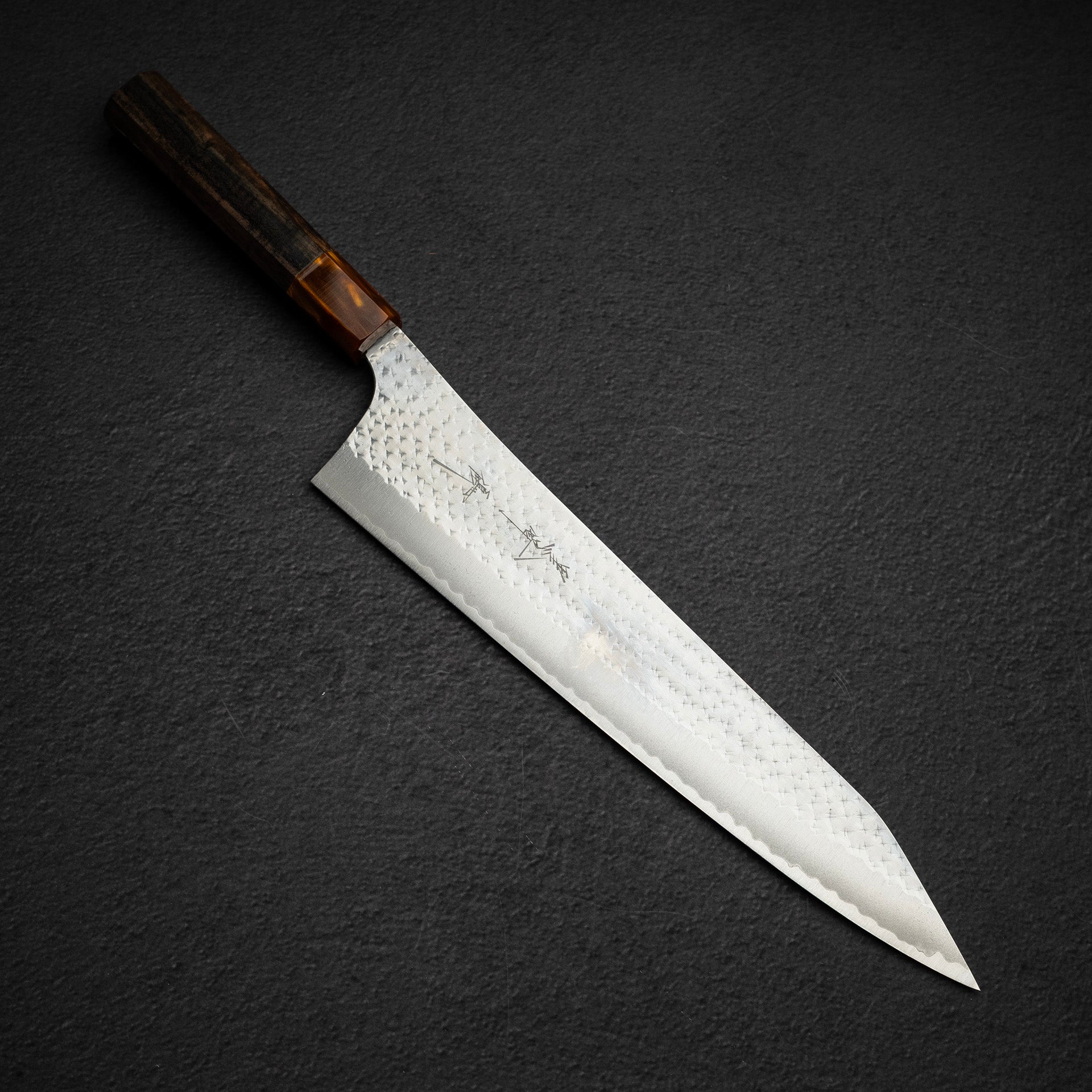 黑﨑打刃物— 武生, Japan | 極致性能，獨特槌目紋。 | SG2鋼、超級青鋼