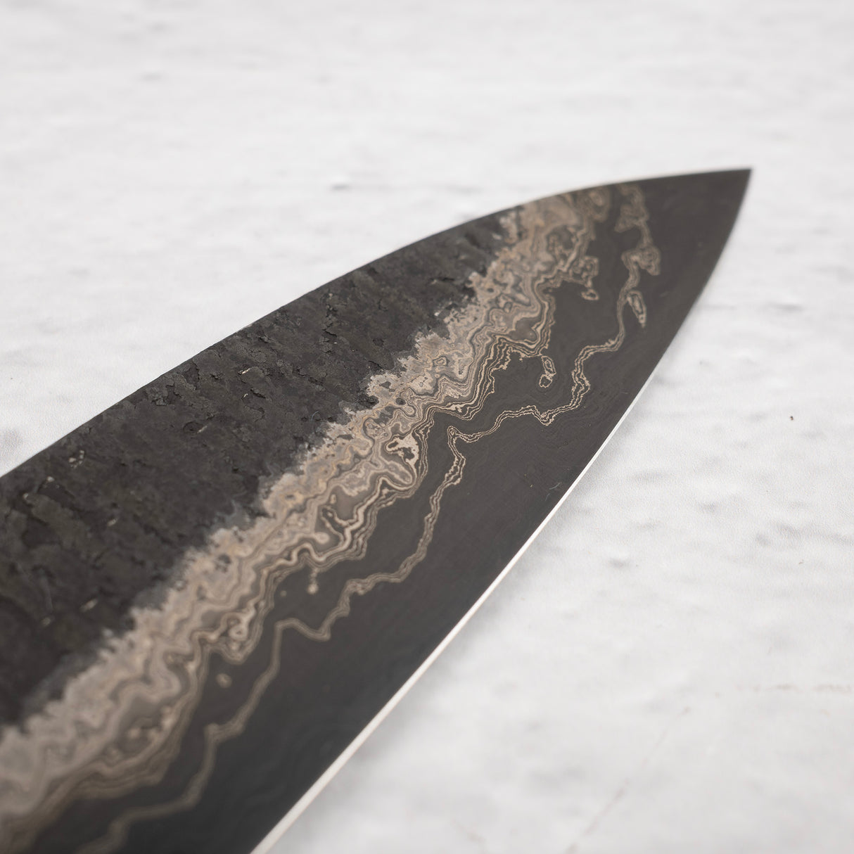 Hatsukokoro Itadaki Blue2 & White2 Dual Core Damasccus Tsushime Petty 150mm with Saya