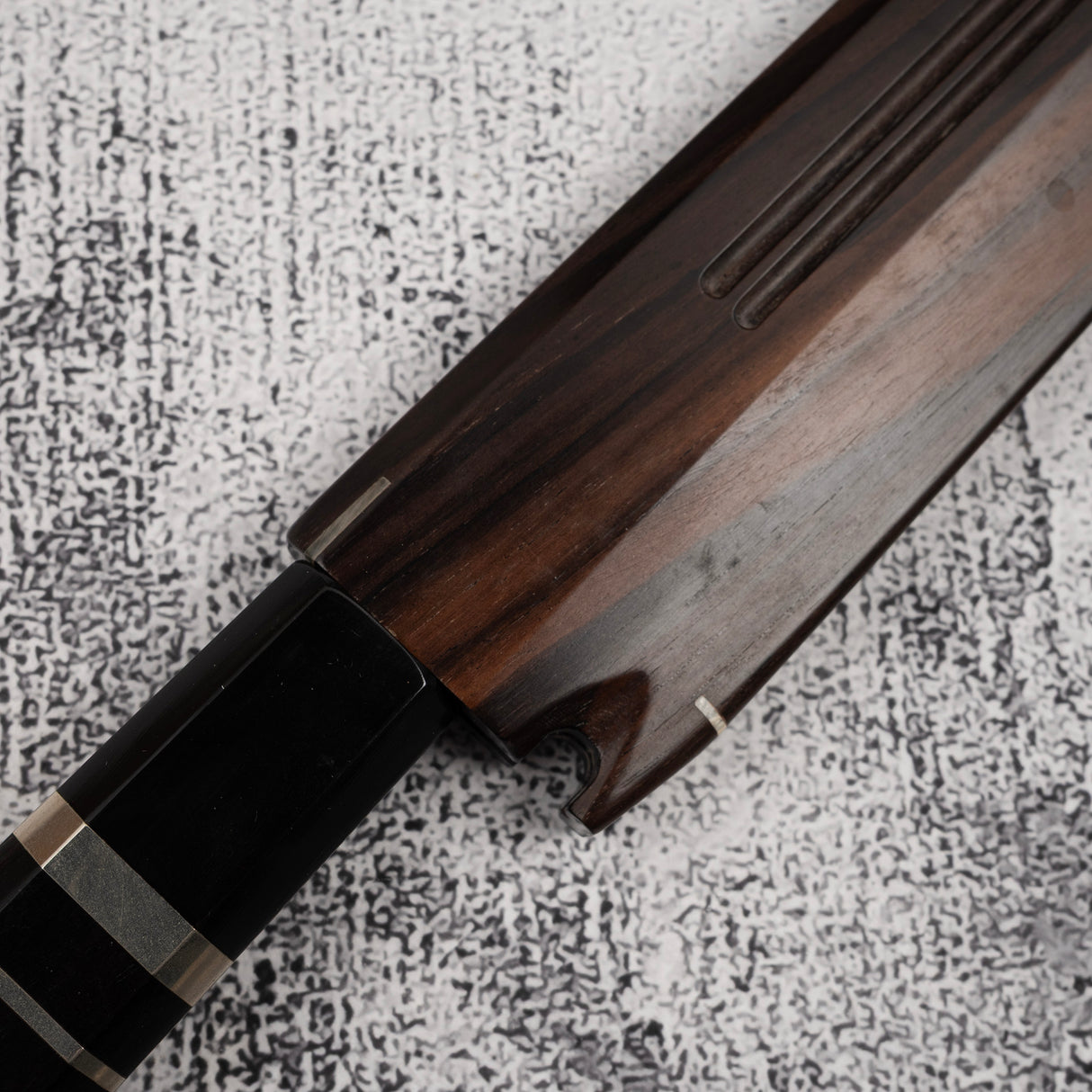 Exotic: Genkai Masakuni (玄海正國) Mizu-Honyaki Fuguhiki 300mm