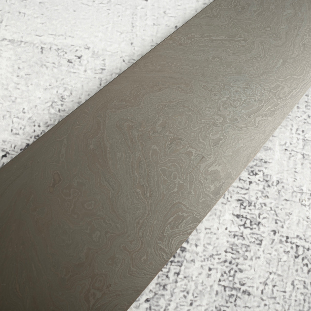 Exotic: Shoichi Hashimoto (橋本庄市) Zaregumo (ざれぐも・戯雲)  Blue / White Coreless Gyuto 270mm