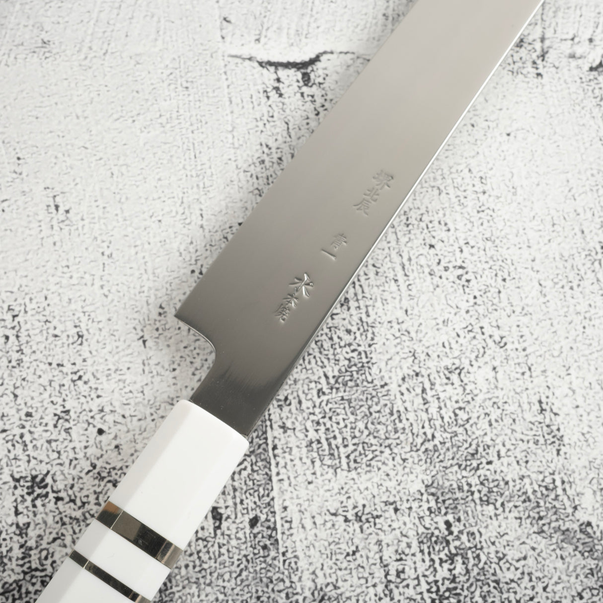 Exotic: Yoshikazu Ikeda Blue #1 Mizu-Honyaki K-tip Yanagiba 300mm / Moribashi Set