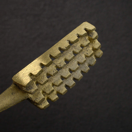 Generic Brass Fish Scaler Large