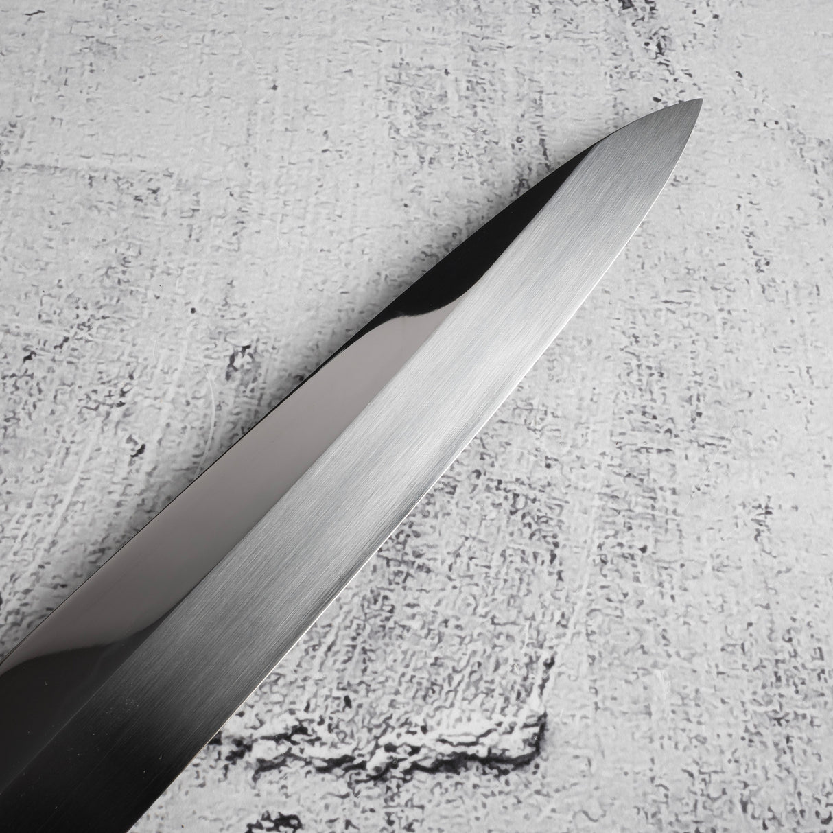 Exotic: Genkai Masakuni (玄海正國) Mizu-Honyaki Yanagiba 300mm